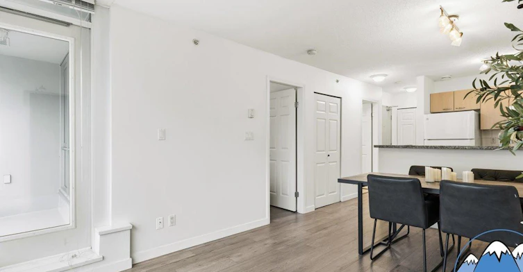 1420 West Georgia Street, Vancouver, BC, V6G 3K4 - 12