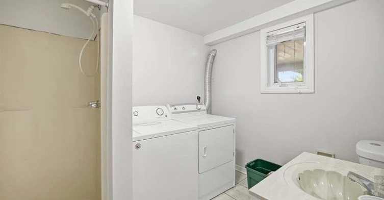 1122 Chimney Hill Way, Ottawa, ON, K1J 8Z6 - 3