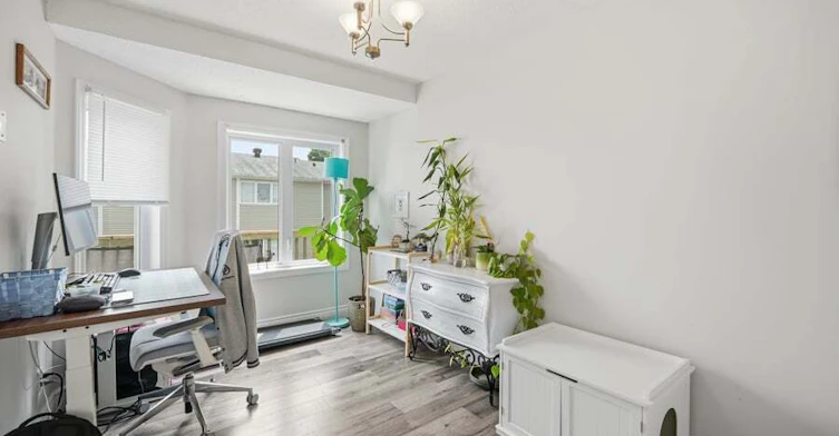 1122 Chimney Hill Way, Ottawa, ON, K1J 8Z6 - 4