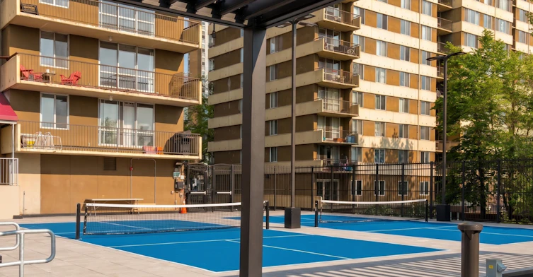 9903 104 Street Northwest, Edmonton, AB, T5K 0E4 - 20