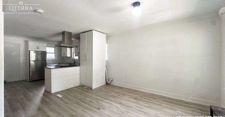 1-211 Emerson Avenue, London, ON, N5Z 3L5