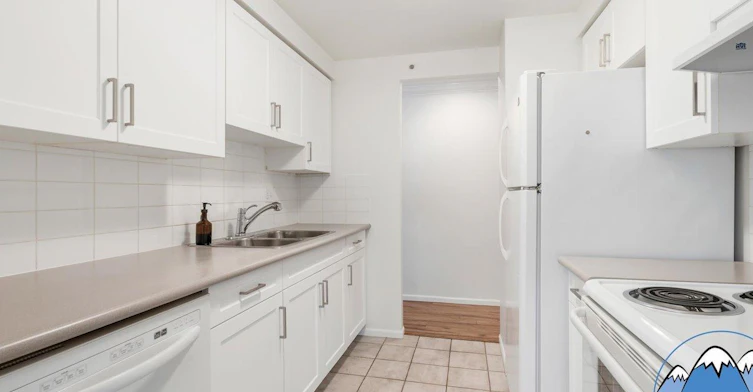 888 Bute Street, Vancouver, BC, V6E 1Y5 - 10