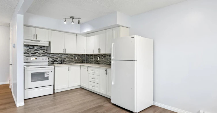 16435 115 Street Northwest, Edmonton, AB, T5X 5E8