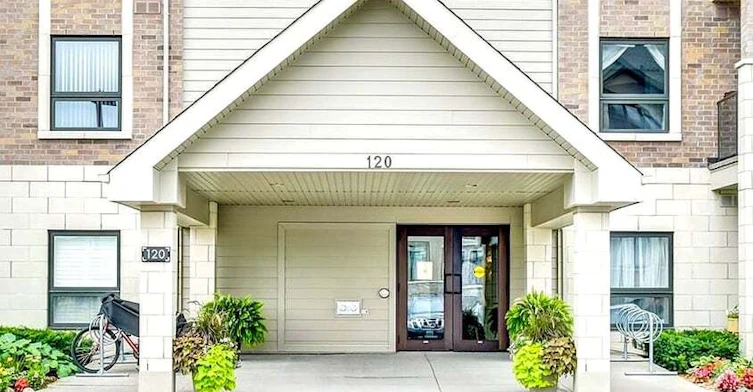 315-120 Prestige Circle, Ottawa, ON, K4A 1B4 - 2