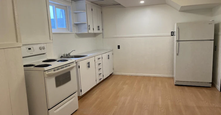 117 1 Street Se, Redcliff, AB, T0J 2P0