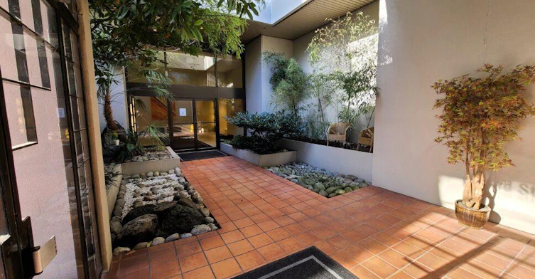 850 Burrard Street, Vancouver, BC, V6Z 2J1 - 3