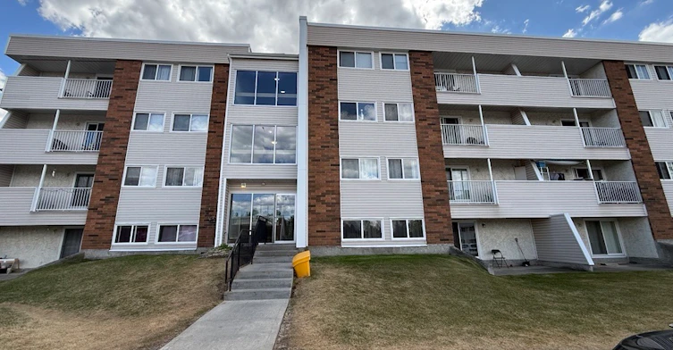 11245 31 Avenue Nw, Edmonton, AB, T6J 3V5 - 2