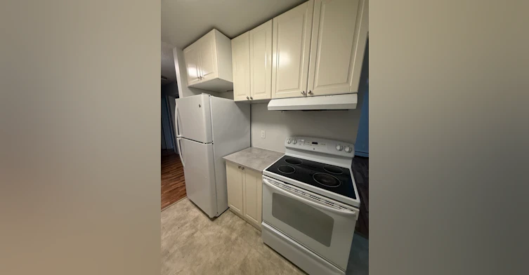11245 31 Avenue Nw, Edmonton, AB, T6J 3V5 - 9