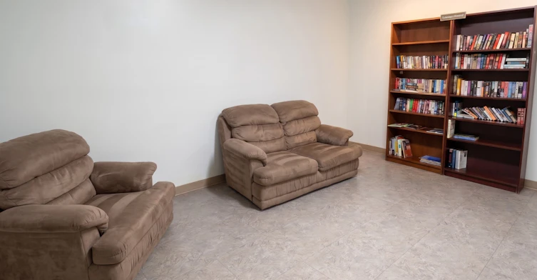 9909 104 Street Northwest, Edmonton, AB, T5K 2G5 - 18