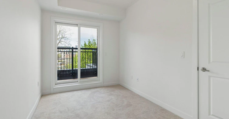 206-15100 Yonge Street, Aurora, ON, L4G 1M2 - 10
