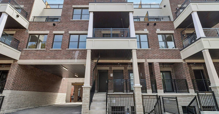 206-15100 Yonge Street, Aurora, ON, L4G 1M2 - 4