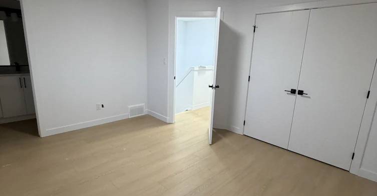 8509-8503 132 Avenue Northwest, Edmonton, AB, T5E 0X6 - 8