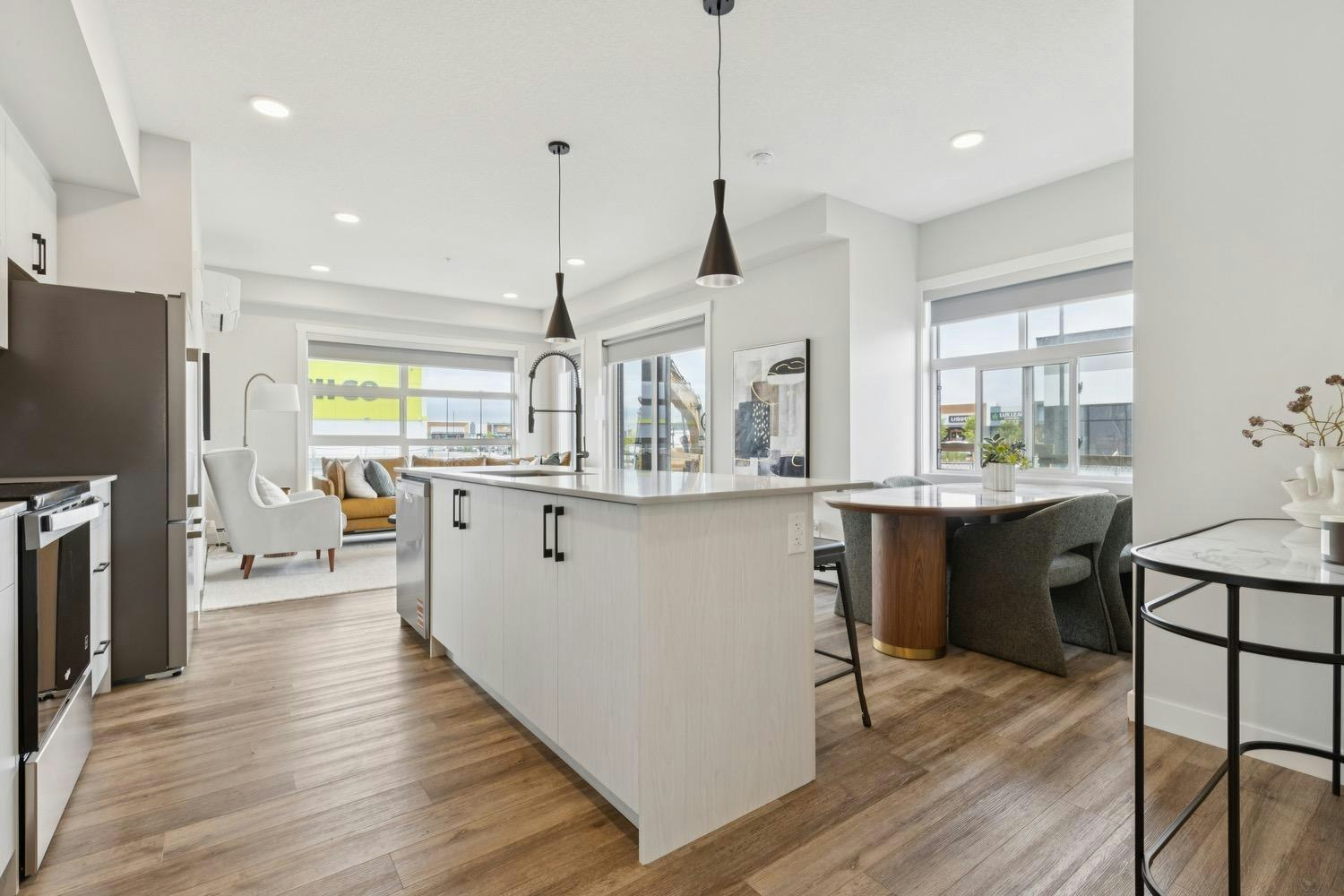 104TGW-657 Glenridding Ravine Drive Southwest, Edmonton, AB, T6W 4P9 - 11