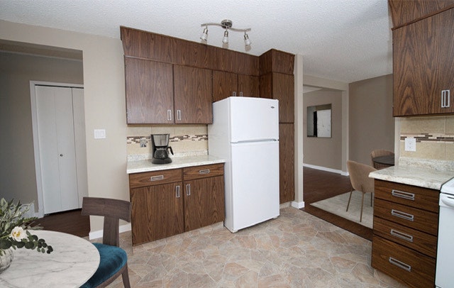 153 Woodvale Road West Nw, Edmonton, AB, T6L 1E7 - 13