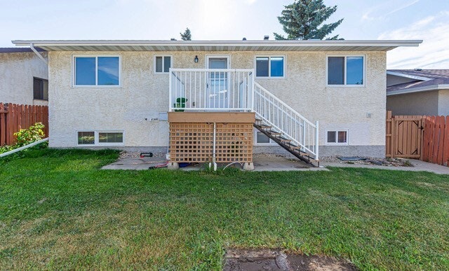153 Woodvale Road West Nw, Edmonton, AB, T6L 1E7 - 3