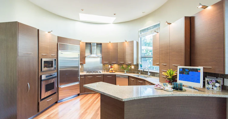 5883 Wallace Street, Vancouver, BC, V6N 2A3 - 2