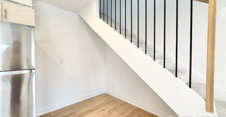 4-400 Mary Street East, Whitby, ON, L1N 2P8 - 3