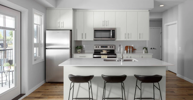 W414-2132 Wilkinson Street, Kelowna, BC, V1Y 0R4 - 2