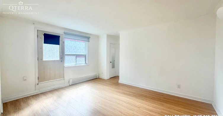 2-5124 Dundas Street West, Toronto, ON, M9A 1C2