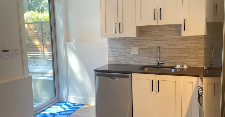 3412 West 43rd Avenue, Vancouver, BC, V6N 3J7 - 3