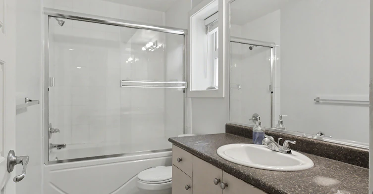 Basement-6125 148 Street, Surrey, BC, V3S 2L8 - 9
