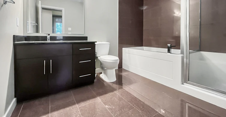 111-10811 72 Avenue Northwest, Edmonton, AB, T6E 1A4 - 19