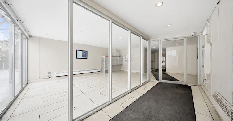 203-76 Parkwoods Village Drive, Toronto, ON, M3A 2X8 - 13