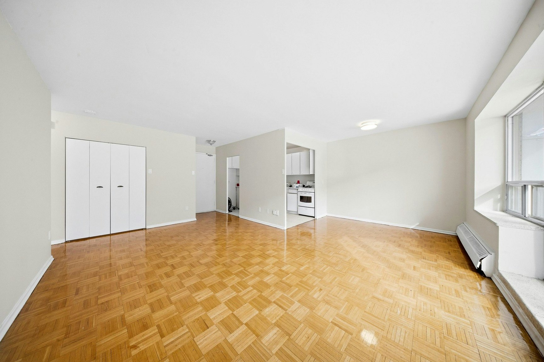 203-76 Parkwoods Village Drive, Toronto, ON, M3A 2X8 - 2