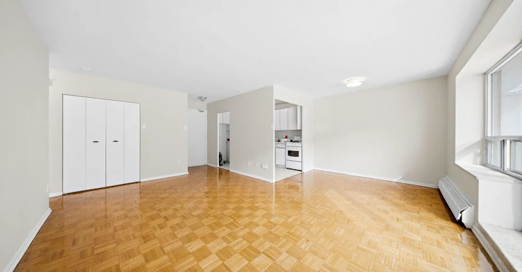 101-76 Parkwoods Village Drive, Toronto, ON, M3A 2X8 - 2