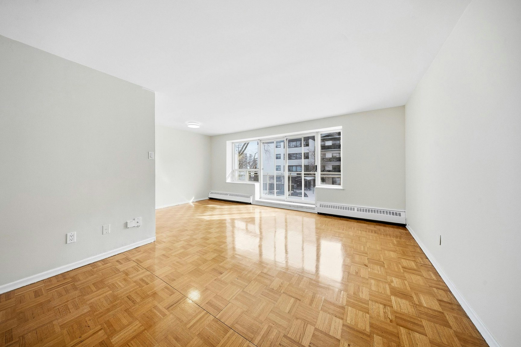 101-76 Parkwoods Village Drive, Toronto, ON, M3A 2X8 - 4