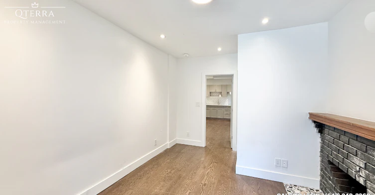 1-18 Bonnyview Drive, Toronto, ON, M8Y 3G6 - 7