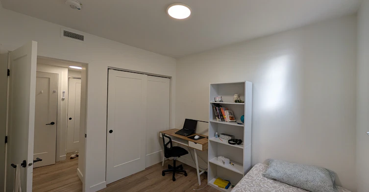 2-4 Champlain Avenue, Ottawa, ON, K1M 1E6 - 8