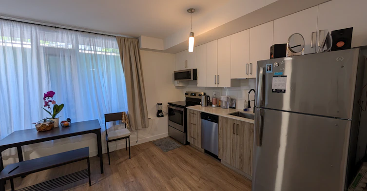 2-4 Champlain Avenue, Ottawa, ON, K1M 1E6 - 5