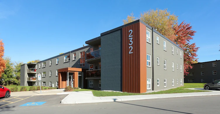 307-240 Oakland Avenue, London, ON, N5W 0C1 - 2