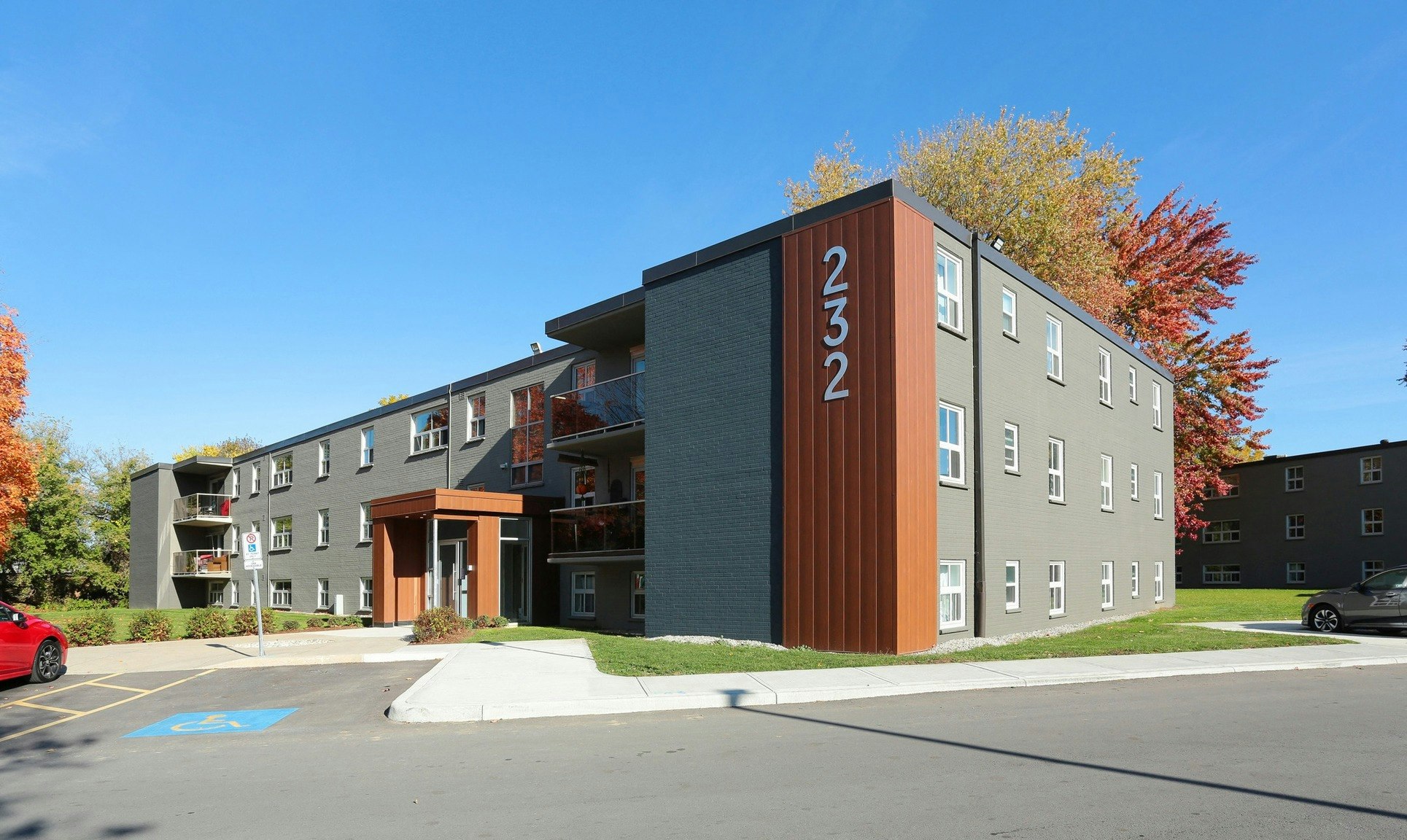120-240 Oakland Avenue, London, ON, N5W 0C1 - 2