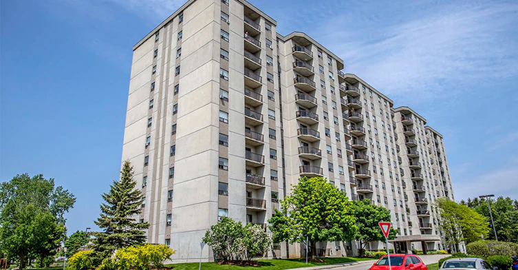 0412-695 Proudfoot Lane, London, ON, N6H 4Y7