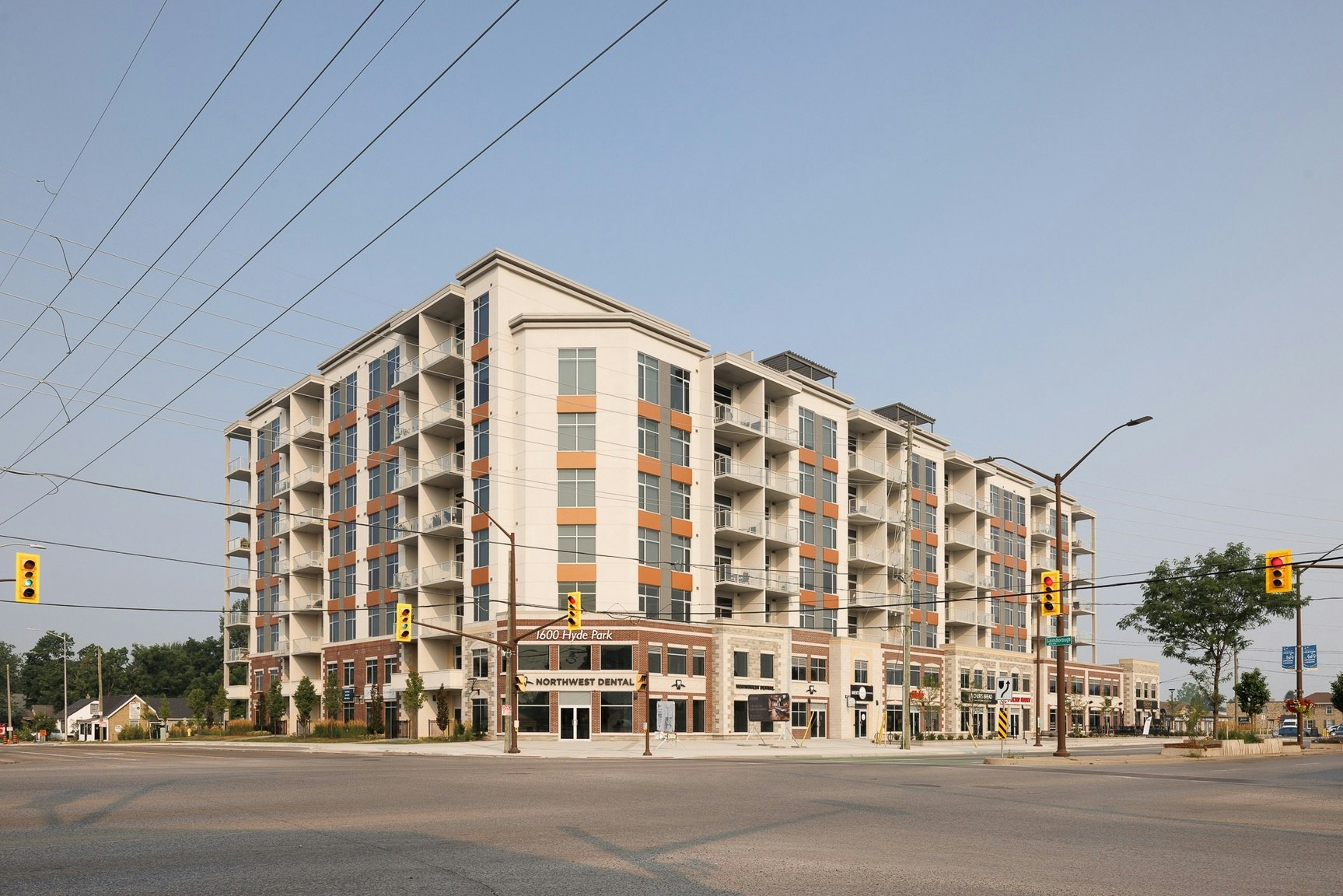 0717-1600 Hyde Park Road, London, ON, N6H 0L5 - 4