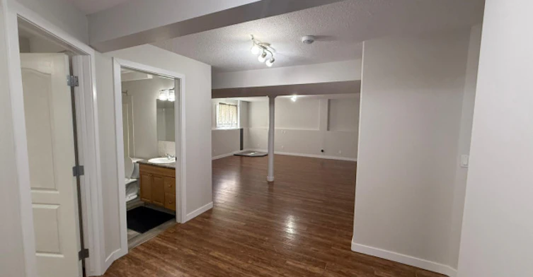 7532 59 Avenue, Red Deer, AB - 25