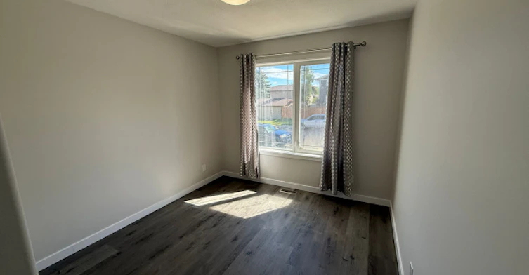7532 59 Avenue, Red Deer, AB - 6