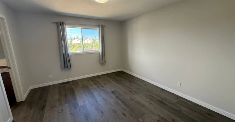 7532 59 Avenue, Red Deer, AB - 12