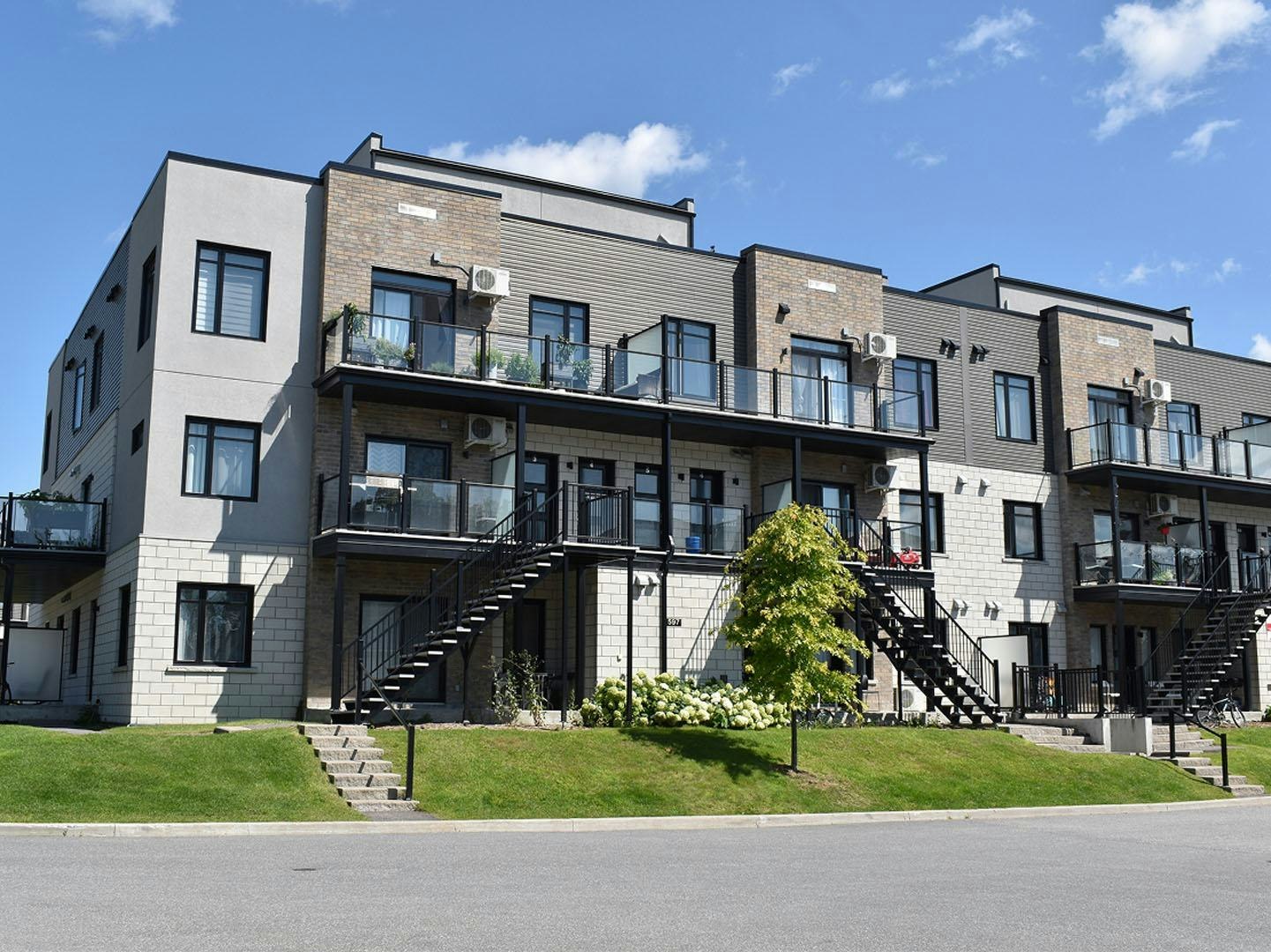 16-7-8 Arthur Graveline Rue, Gatineau, QC, J9J 2A5 - 2