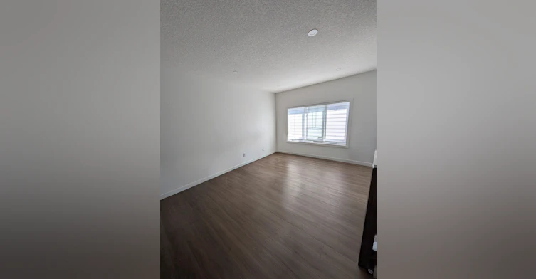 61 Silverton Glen Gate SW, Calgary, AB, T2X 5C3 - 2