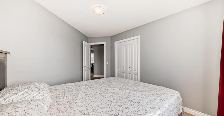 409 Lakeview Drive West, Chestermere, AB, T1X 1S1 - 32