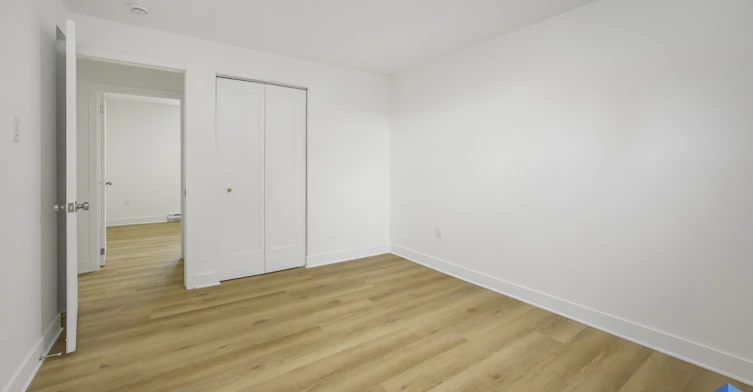 2-83 Du Mont Bleu Boulevard, Gatineau, QC, J8Z 1J5 - 8
