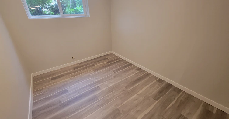 10318 156 Street, Edmonton, AB, T5P 2R3 - 8