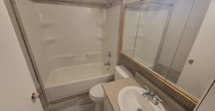 10318 156 Street, Edmonton, AB, T5P 2R3 - 10