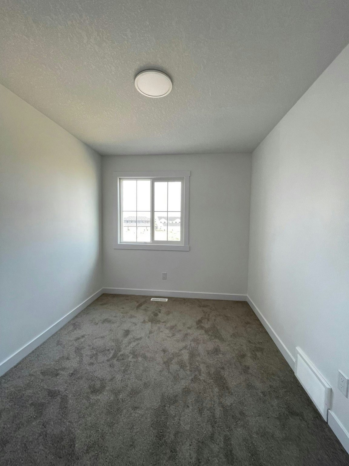 7110 Keswick Drive Southwest, Edmonton, AB, T6W 5G4 - 3