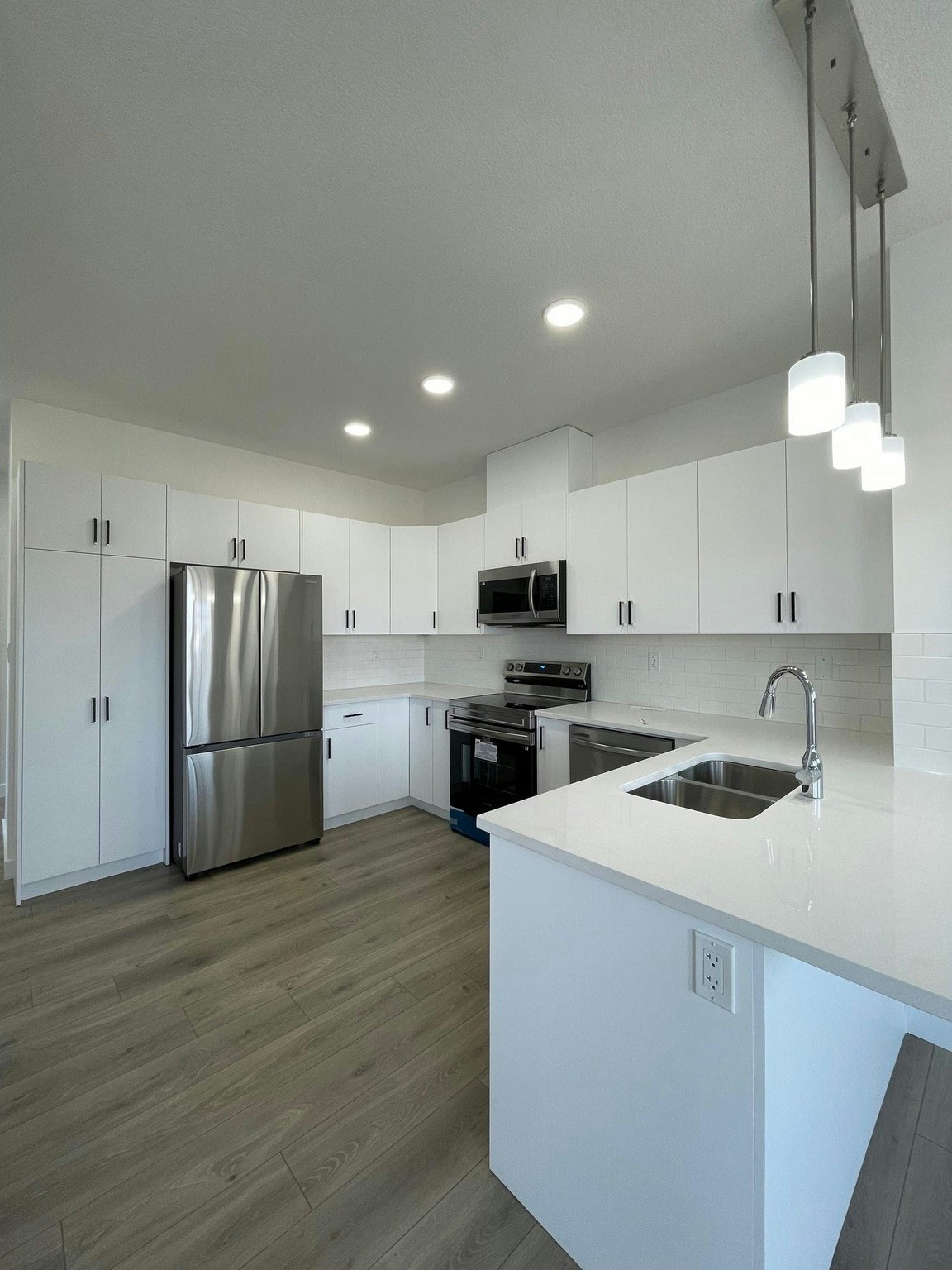 7110 Keswick Drive Southwest, Edmonton, AB, T6W 5G4 - 23