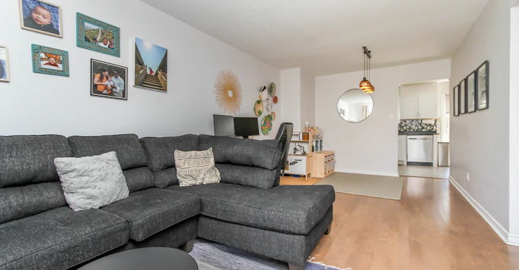 72 Burlington Crescent, Ottawa, ON, K1T 3K3 - 6