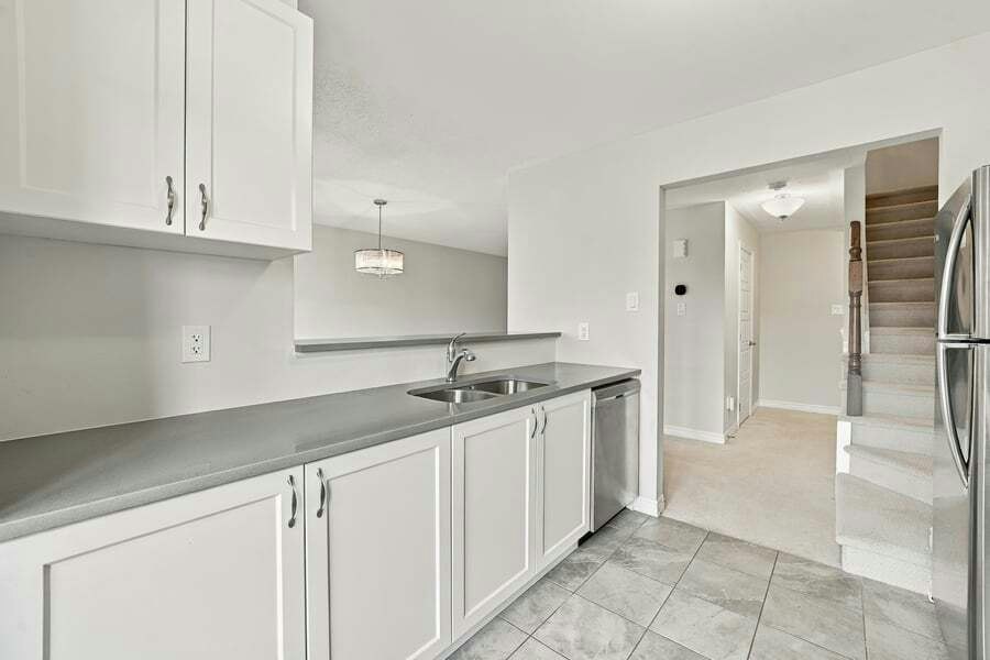 84 Feathertop Lane, Ottawa, ON, K2V 0K7 - 5
